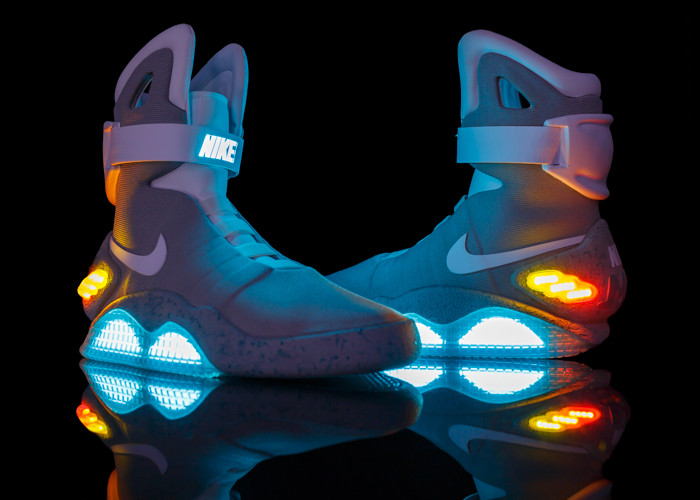 nike air mag trainers